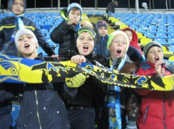 Победители Волжского чемпионата по дворовому футболу побывали на матче Премьер-лиги