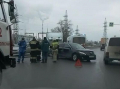 Авария на Пушкина в Волжском попала на видео