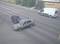 В результате аварии на Пушкина в Волжском в больницу доставлен годовалый ребенок