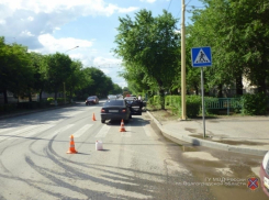 ﻿Горячий парень сбил бабушку на «зебре» в Волжском 