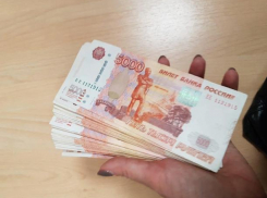 На 150 тысяч обогатились мошенники в минувшие сутки за счет волжан