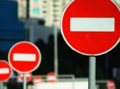 Волжским автомобилистам на праздники стоит продумать объездной маршрут через центр города-героя