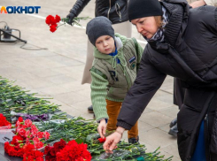 Мы помним, мы гордимся! В Волжском отметили годовщину Победы под Сталинградом