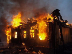 В Волжском за минувшие сутки произошло сразу три пожара