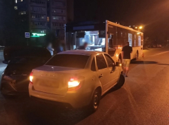 Массовое ДТП в Волжском: пострадали водитель и четверо пассажиров автобуса, включая троих детей