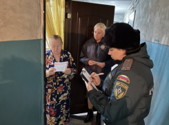 Волжские многодетные семьи проверили на пожарную безопасность