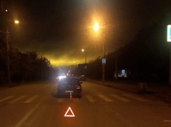 Девушку сбил водитель на иномарке в вечернем Волжском