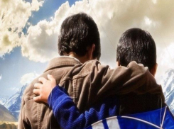 Одну тысячу рублей решили выплачивать семьям студентов с детьми в Волжском