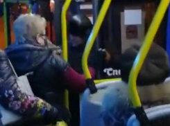 Потасовка в волжском автобусе вышла из-под контроля: сломанный нос и избитый кондуктор