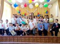 «Из-за угрозы террактов школьникам перенесли выпускной», - житель поселка под Волжским