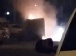 Новая традиция: волжане устроили пожар посреди двора в Старый Новый год