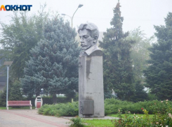 История создания памятника Свердлову, установленного в Волжском