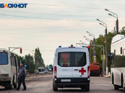 Водитель внедорожника опрокинулся в кювет и скончался под Волжским: подробности