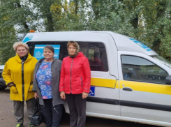 Маломобильных волжан бесплатно доставляют на диспансеризацию
