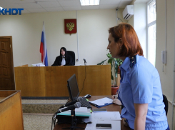 Обвиняемая в создании финансовой пирамиды затягивает судебные тяжбы?