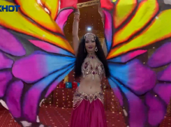 Хореограф Ланара Симьина поздравила волжан с наступающим Новым годом