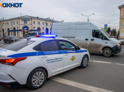 Госавтоинспекция Волжского проверяет автобусы и маршрутки: рейд по безопасности пассажирских перевозок