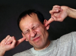 Волжане кричали перед ночным клубом: «Ребята, давайте жить дружно!»