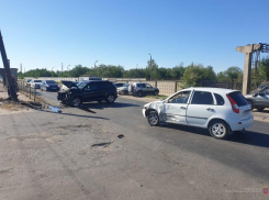 Водитель иномарки устроил «беспредел» на дороге в Волжском