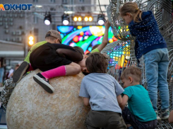 Старт с Земли: Волжский отметит День космонавтики забегами, рок-фестами и лунными гонкам
