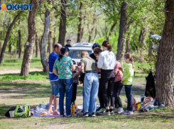 В Волжском разрешили провести майские в доковидном режиме 