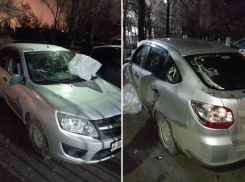 Во дворе Волжского неизвестные разбили чужое авто и порезали шины