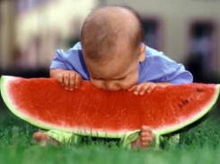 Выплату на первенца надо продлить