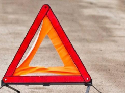 Водитель на Hyundai не уступил дорогу и столкнулся с ВАЗ-2114 в Волжском