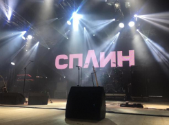 «Мы будем счастливы теперь и навсегда»: в Волжском выступила группа «Сплин»