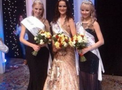 Участницы «Миссис Волжский» танцевали с саблями и переодевались за 30 секунд