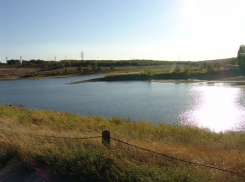 Озеро Песчаное на острове Сарпинском напоят 2 миллионами кубометров воды