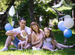 «Наверное, это и есть любовь с первого взгляда», - история любви Сергея и Алены