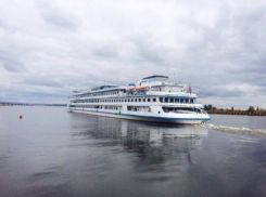 Суровая Волжская ГЭС предстала в романтическом ореоле перед иностранными туристами