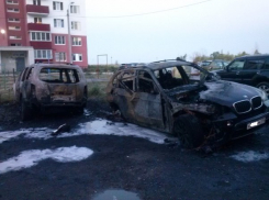 В Волжском орудует банда поджигателей автомобилей