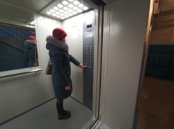 Счастливчики: в Волжском в семи домах обновят лифты