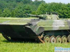 Украинские танки вторглись на границу с Россией