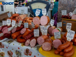 В волжских магазинах могли продавать куриные котлеты под видом свиных