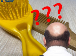 Почему у чиновников лысина в форме нимба? Мнение жителей Волжского