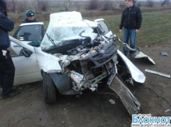 Под Волгоградом житель Чеченской республики влетел в грузовик