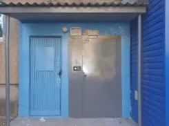 В Волжском ремонтируют подъезды: список адресов