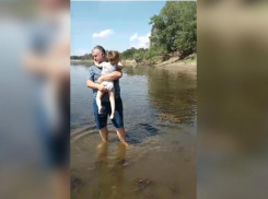 Врач не подошла к телу мужчины, спасшего ценой своей жизни детей под Волжским