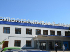 На парковке «Волгоградского судостроительного завода» водитель сбил пенсионера и скрылся  