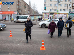 Волжане требуют привести в порядок пешеходный переход на Профсоюзов, где сбили женщину