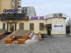 «Добиться правды невозможно»: волжане пишут жалобы на «Bed cafe» ради здорового сна