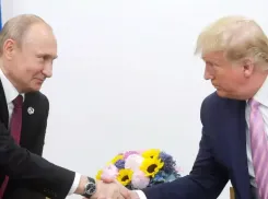 Путин и Трамп договорились о перемирии на Украине и хоккейных матчах