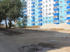В Волжском в текущем году отремонтируют 100 тысяч квадратных метров дорог