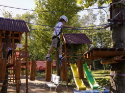 Волжан пригласили праздновать день рождения веревочного парка