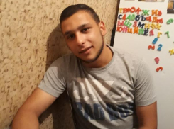 В Волжском пропал 23-летний Даниил Миронов