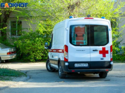 Сбил пешехода и скрылся: 19-летний пострадал в ДТП в Волжском