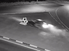 События сокрушительного ДТП с инсталляцией попало на видео